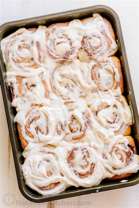 Overnight cinnamon rolls natashaskitchen - ١٧‏/٠٩‏/٢٠١٦ ... Butter sides and bottom of a 9×13 baking pan with 1 Tbsp butter and evenly space cinnamon rolls in pan, cut-side down. Cover tightly with ...